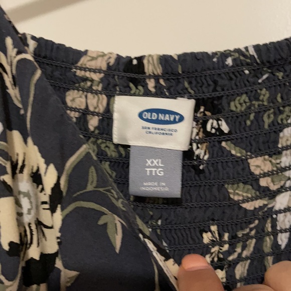 Floral dress - Picture 3 of 3